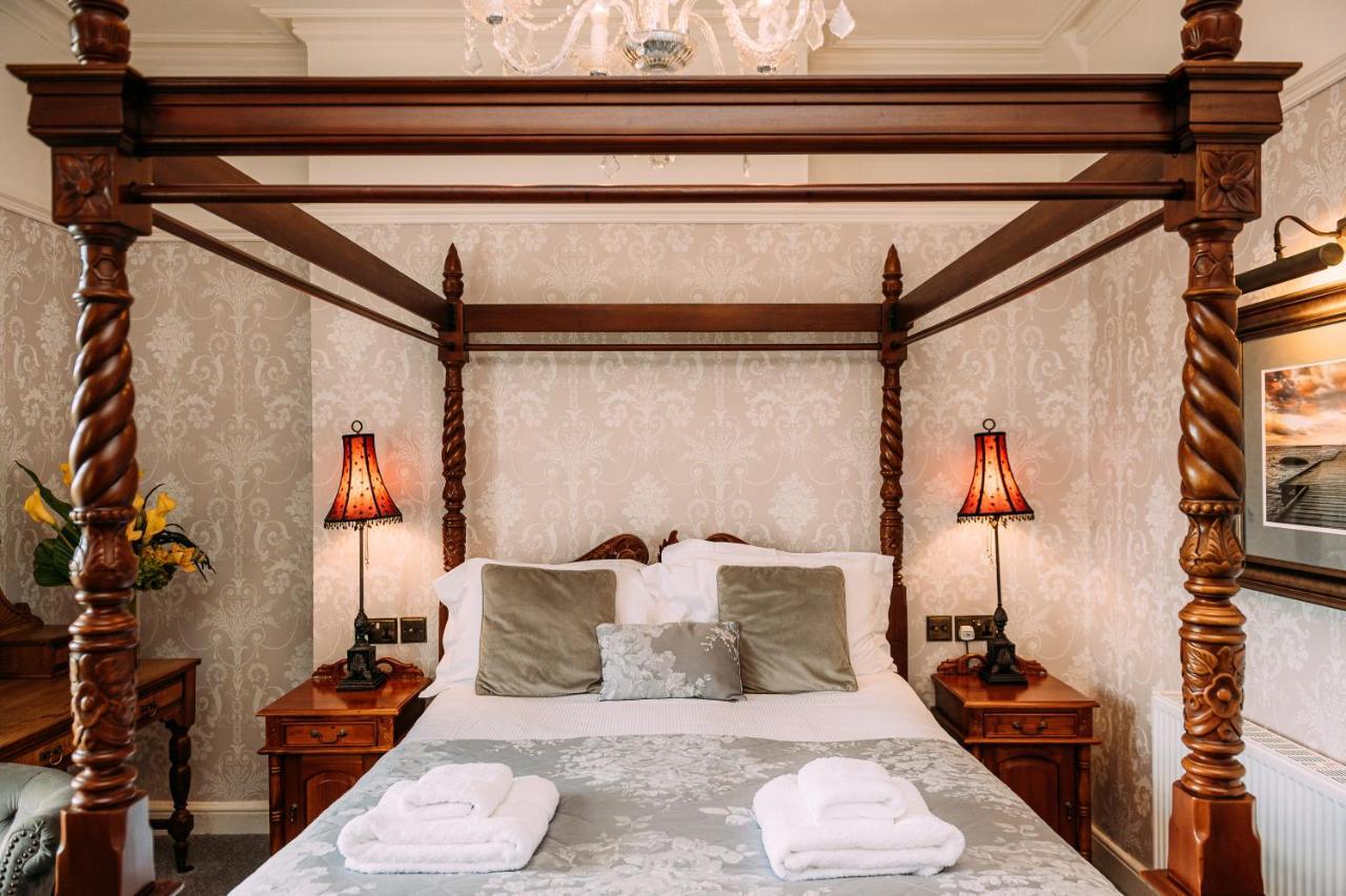 The Queens Hotel Литам-Сент-Эннс Экстерьер фото